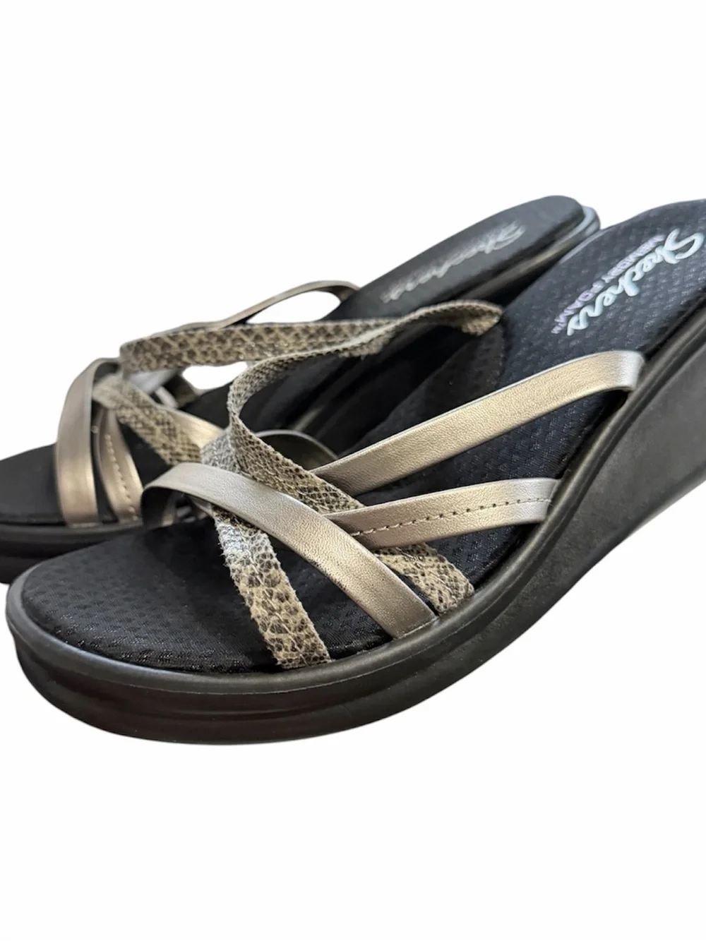 NWOB Skechers Memory Foam Sandals Gunmetal Silver Color Size 8